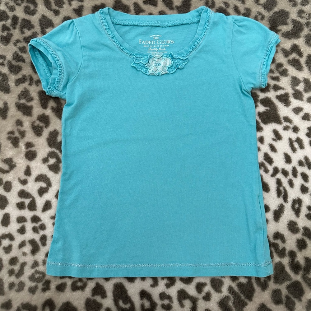 Faded Glory Tee in Blue Green Turquoise Size 5